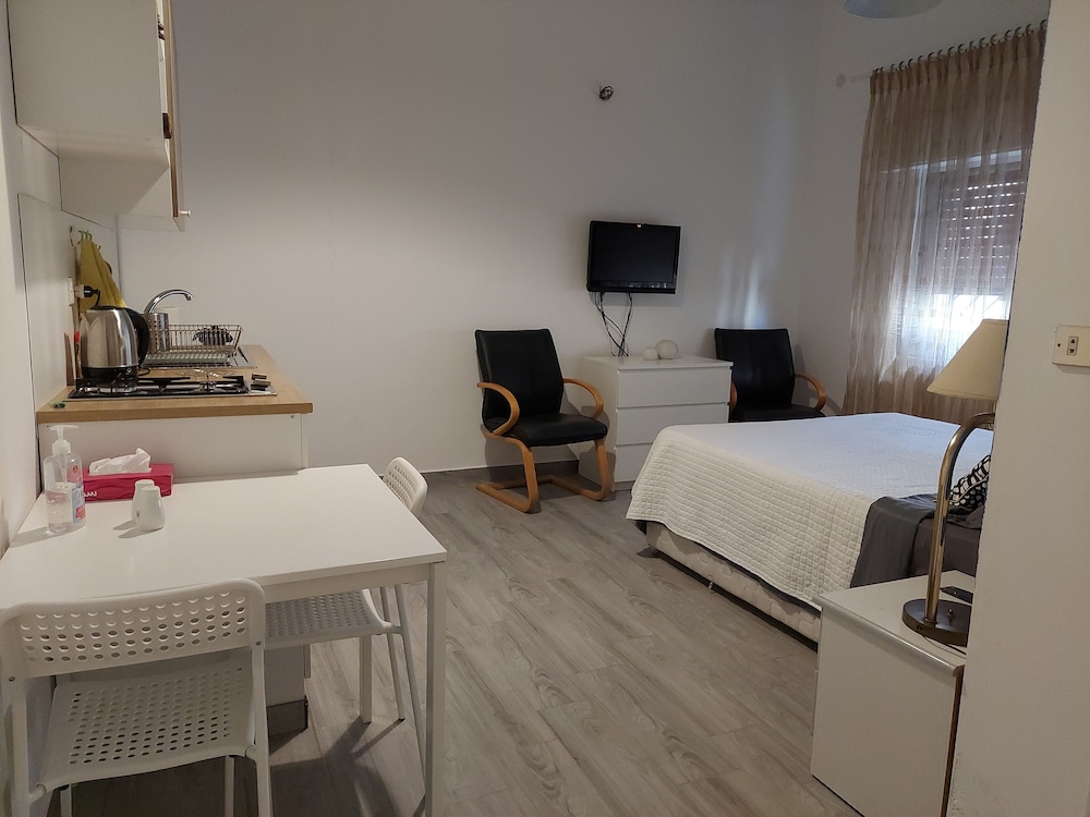 Private Room With Kitchenette - Amman