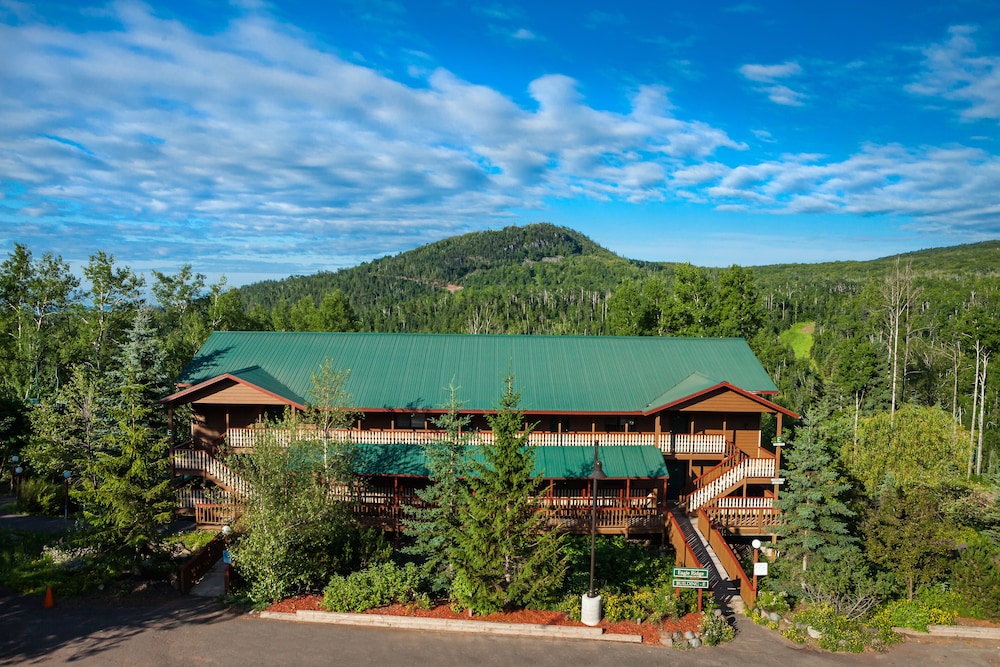 Eagle Ridge Resort At Lutsen Mountains - Grand Portage National Monument