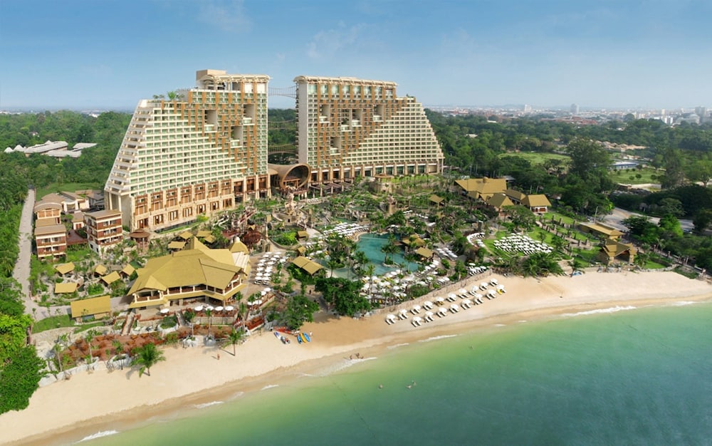 Centara Grand Mirage Beach Resort Pattaya - Pattaya