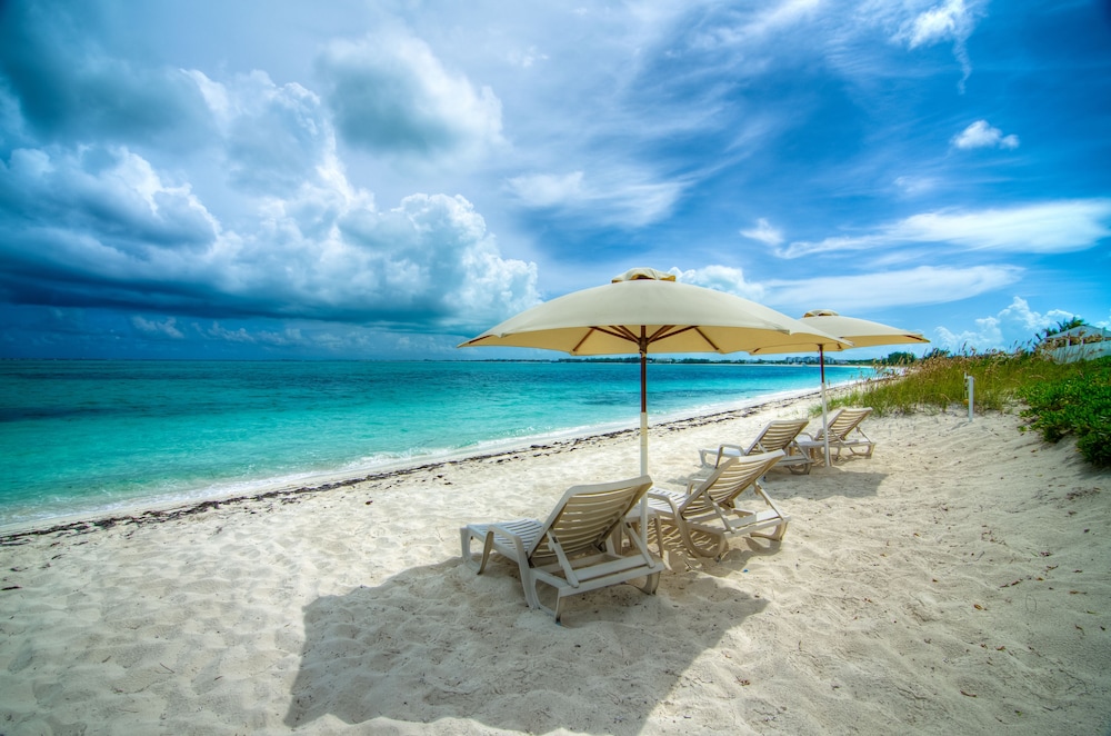 Grace Bay Beach Ocean Villas, Bougainvillea Villa. Rated #1 On Trip Advisor. - Turks and Caicos Islands