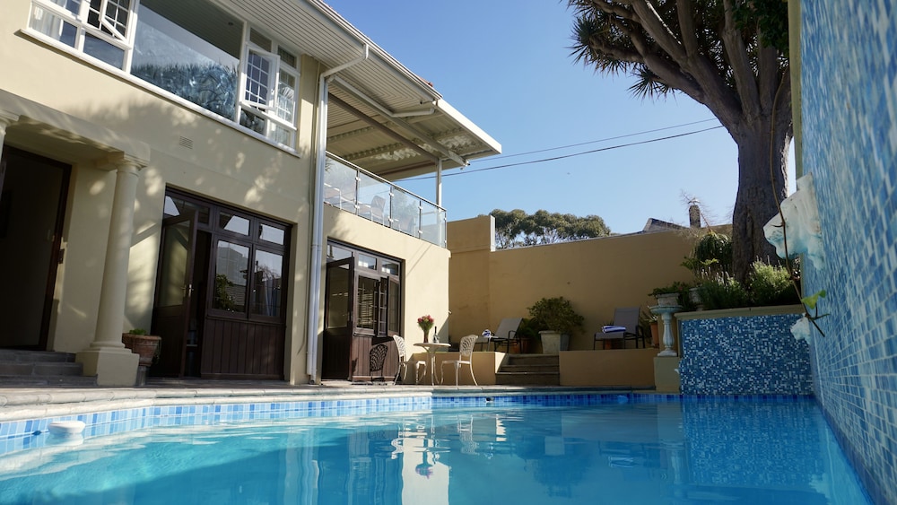 Sundown Manor Guest House - Cape Town