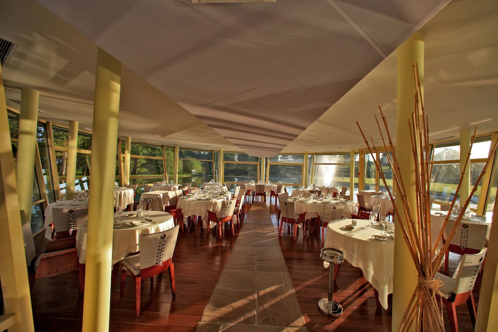 Hôtel Restaurant Des Lacs D'halco - Landas
