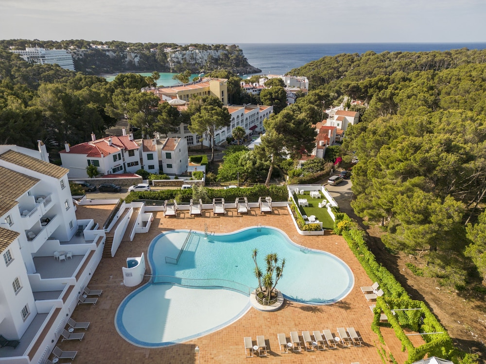 Hotel Ilunion Menorca - Cala Galdana