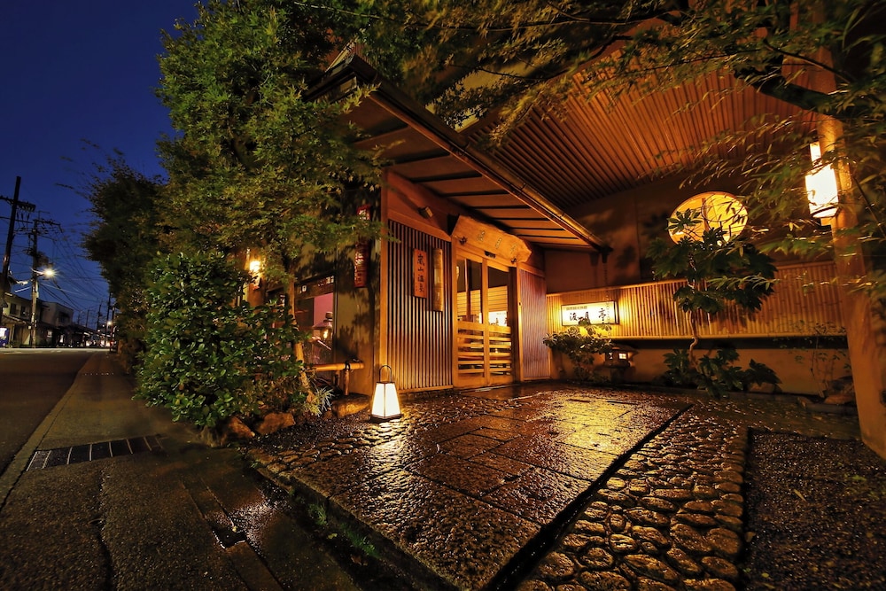 京都 嵐山温泉 渡月亭 - 嵐山