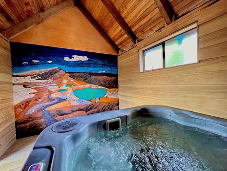 Adventure Lodge And Motels And Tongariro Crossing Track Transport - National Park