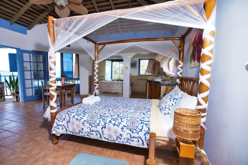 Magical Romantic Getaway For 2, Lovers Paradise On Private White Sand Beach Cove - Caribbean