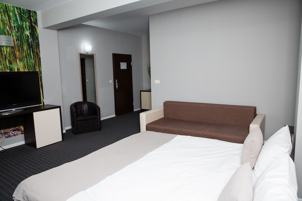 Suite Room For 4 People - Temesvár