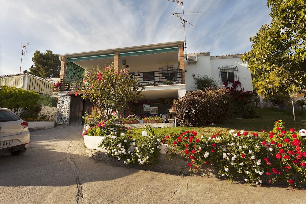 Beautiful House With Garden 3 Minutes From The Beach - Almuñécar