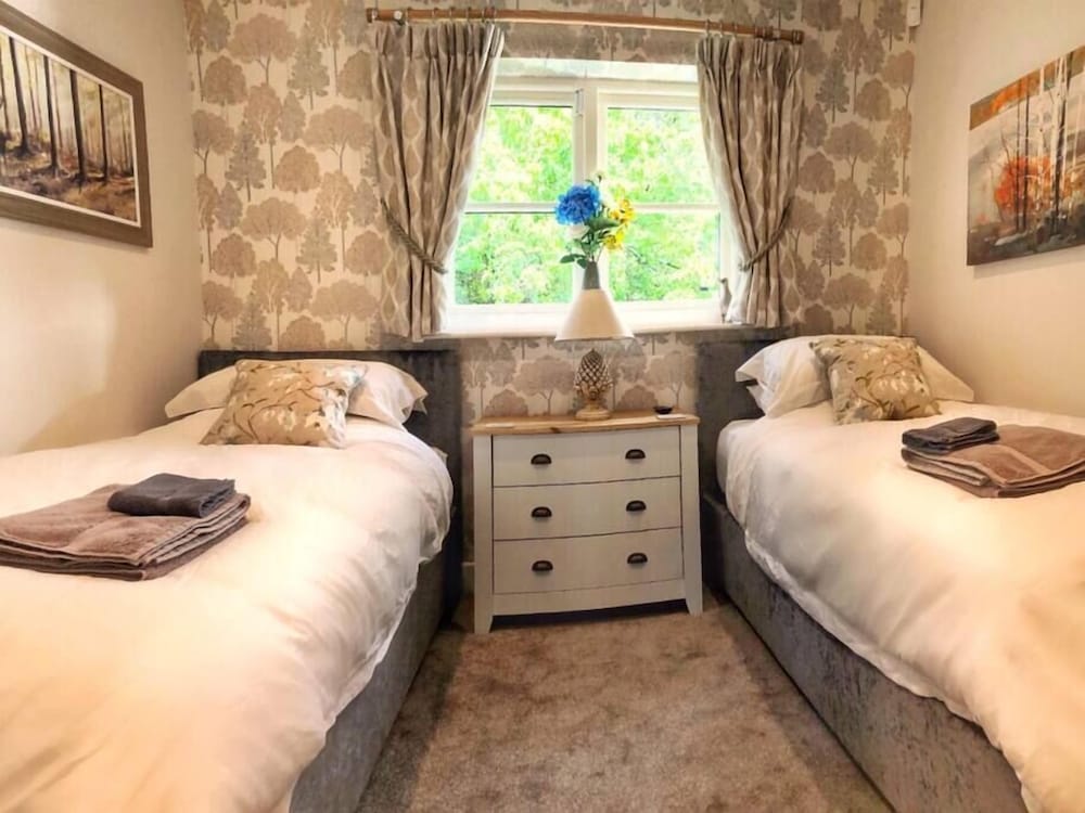 Daweswood Guest Suite - Luxury Retreat  & Hot Tub. - Herne Bay