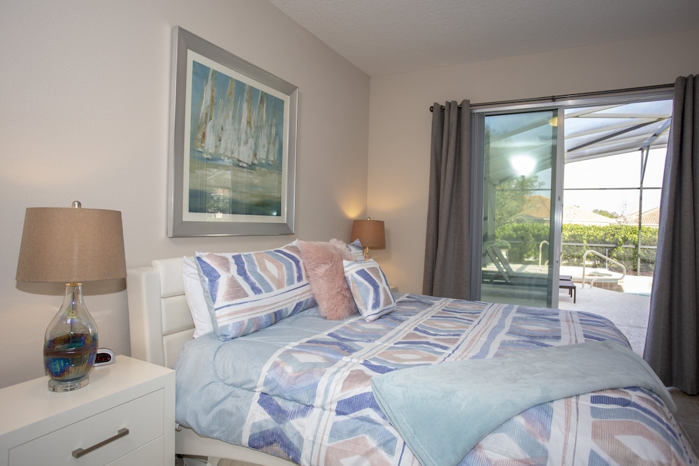Near Disney Lovely 6 Bed Home At Solterra Water Park Resort Free - Davenport, FL
