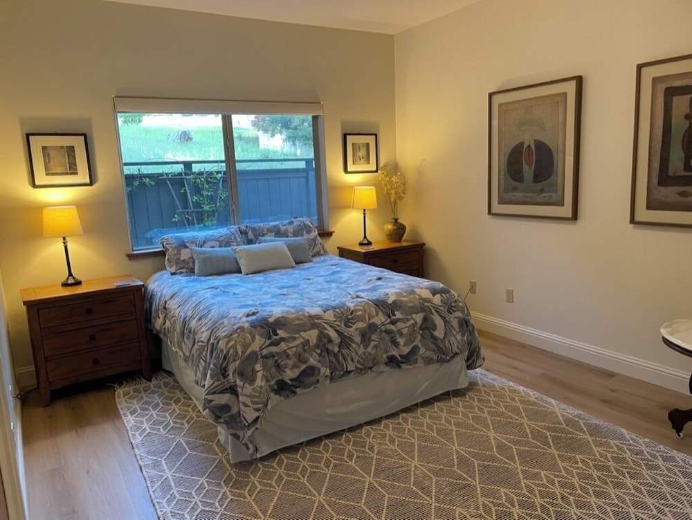 Beautiful 3 Bedroom Home With Ocean Views. - Cambria, CA