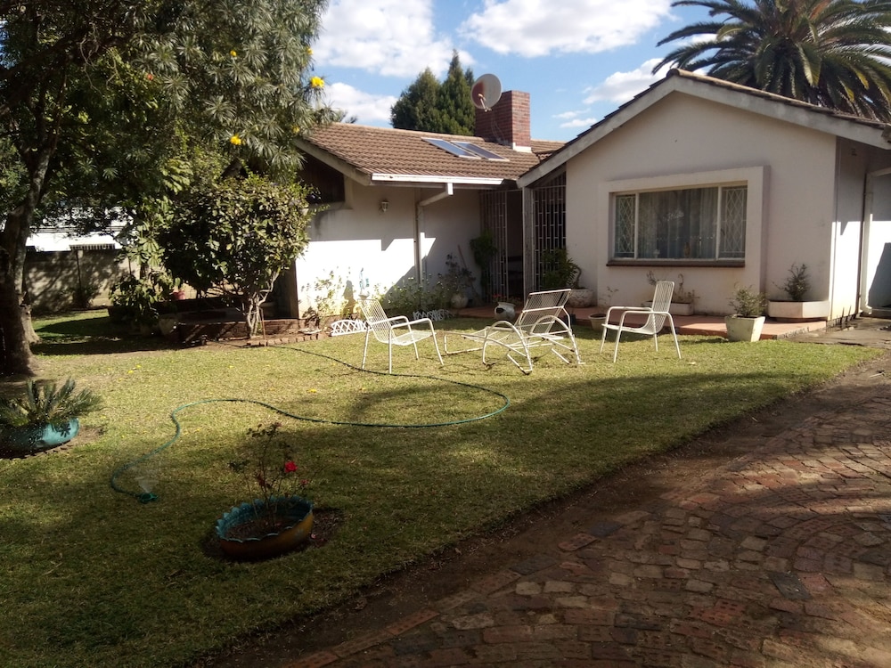 Gina's Home - Harare