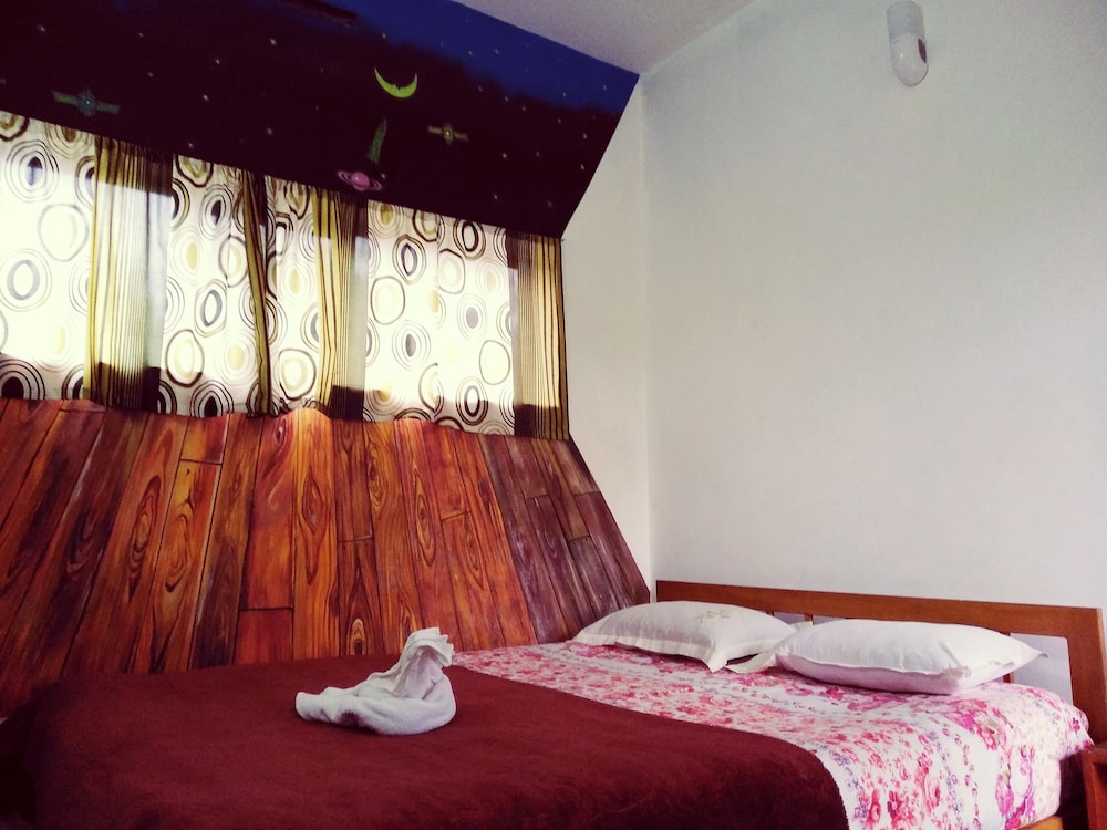 Starlit Holidays Homes Chithirapuram Near Munnar - Room #1 - Kerala