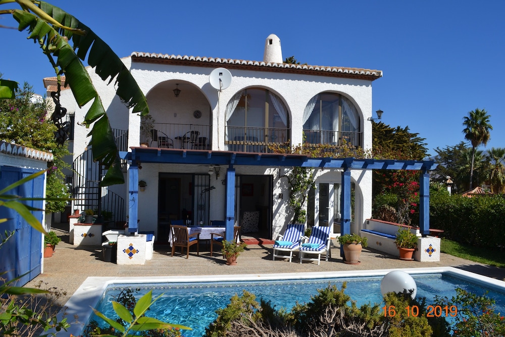 Pristine Two Bed Apartment For Great Summer Holidays Or Long, Cozy Winter Breaks - Salobreña