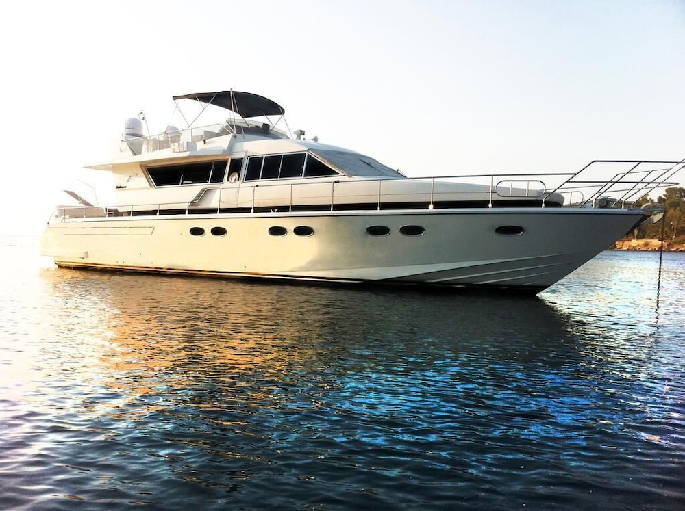 Posillipo Technema 64 Luxury Boat - Mykonos