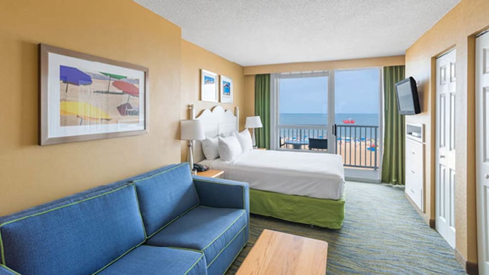 Boardwalk Resort And Villas, 1 Bedroom Ocean Front - Book Now! - Virginia Beach, VA