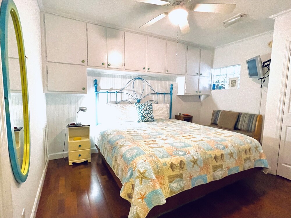 Home Sweet Home On Iop, 1br/1ba 1st Fl, Dog Frndly - Isle of Palms, SC