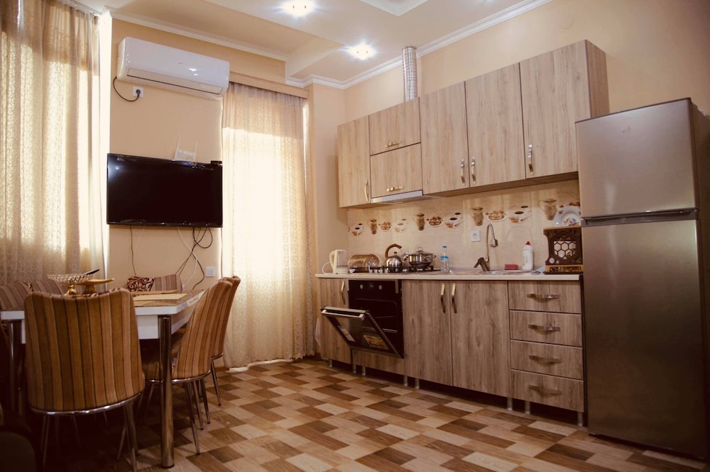 ¡Los Apartamentos Georgianos De Mindeli Son Famosos Por Su Hospitalidad! - Kutaisi