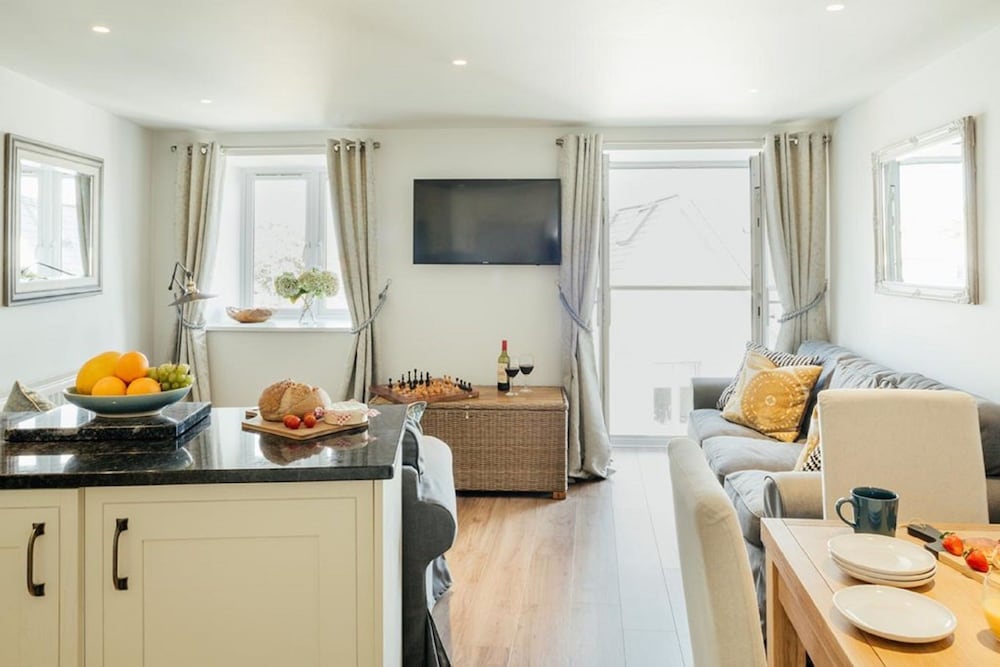 Modern Apartment In Central St Ives - Hayle