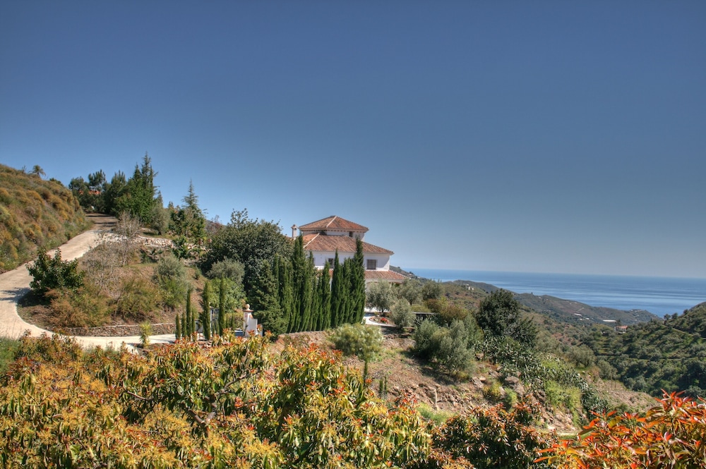 Villa De Lujo Extremadamente Privada, Piscina Deslumbrante, Vista Al Mar En Cómpeta, Andalucía - Cómpeta