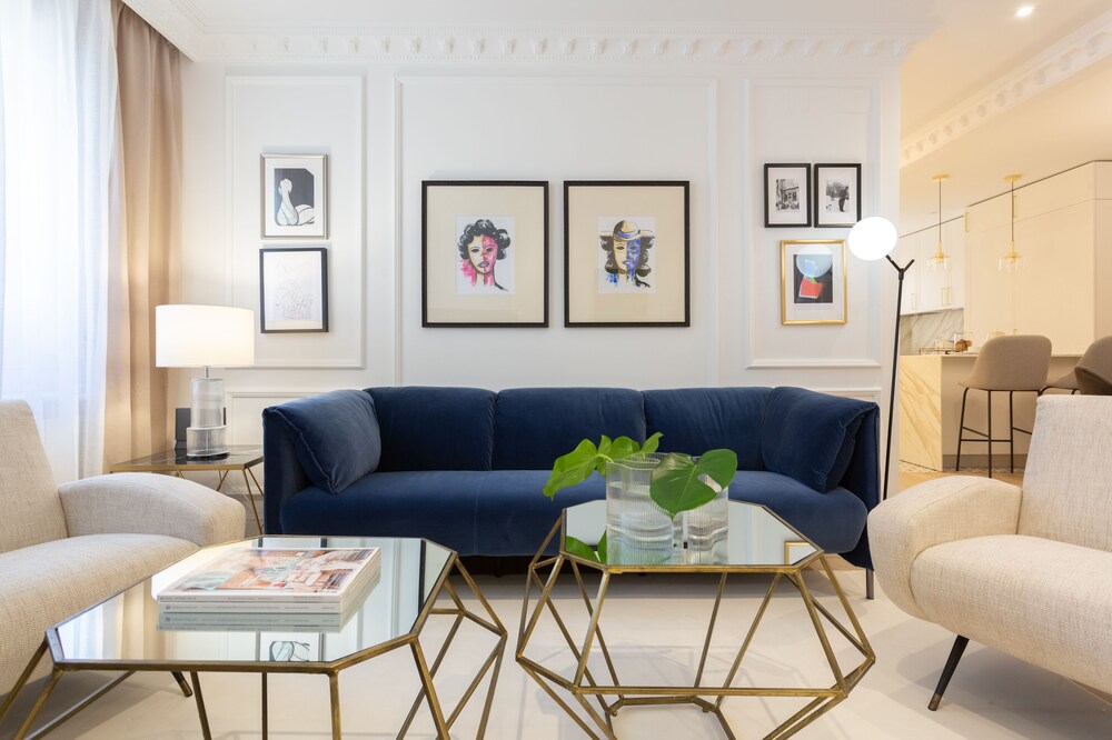 Luxurious 2 Bedroom Apartment On Jorge Juan Street In Madrid - Madrid