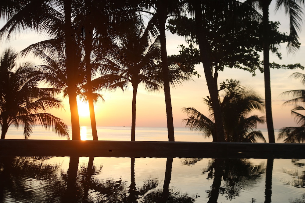 Vida Loca Sunset Beach Resort - Phú Quốc