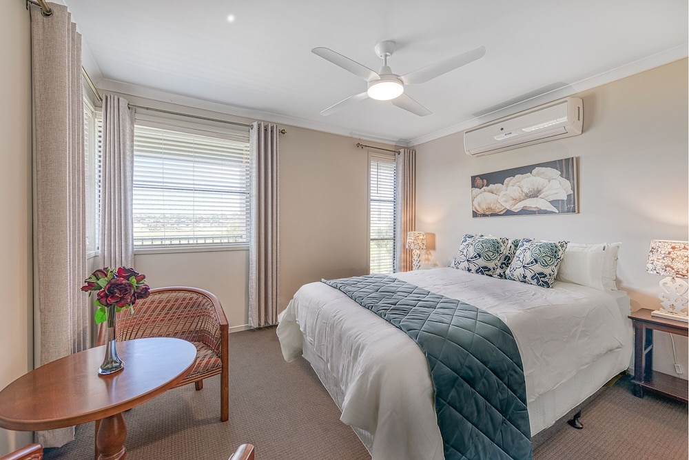 Seabreeze Haven - Wifi, Netflix, Family And Pet Friendly Beach House - Melbourne