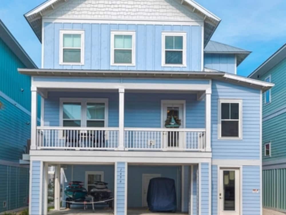 Daydream Beach 4 Bedroom Home By Redawning - Navarre, FL