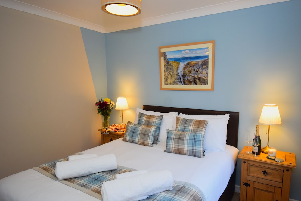 Lodge 1 - Slaapt 6 Gasten In 3 Slaapkamers - Glencoe