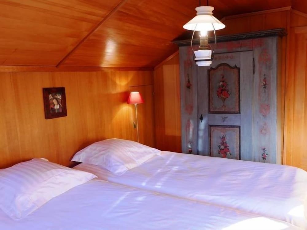 Apartment Tree-tops, Chalet In Gstaad - 9 Persons, 7 Bedrooms - 格施塔德