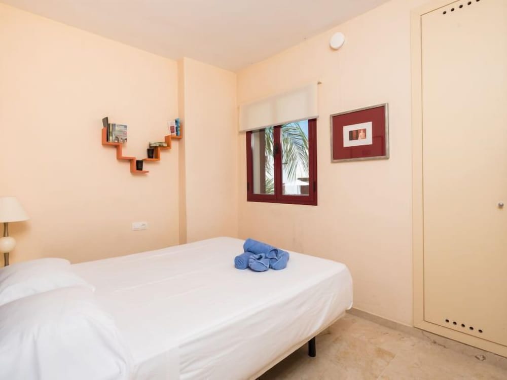 Appartement Vista Bahia à Estepona - 4 Personnes, 2 Chambres - Casares