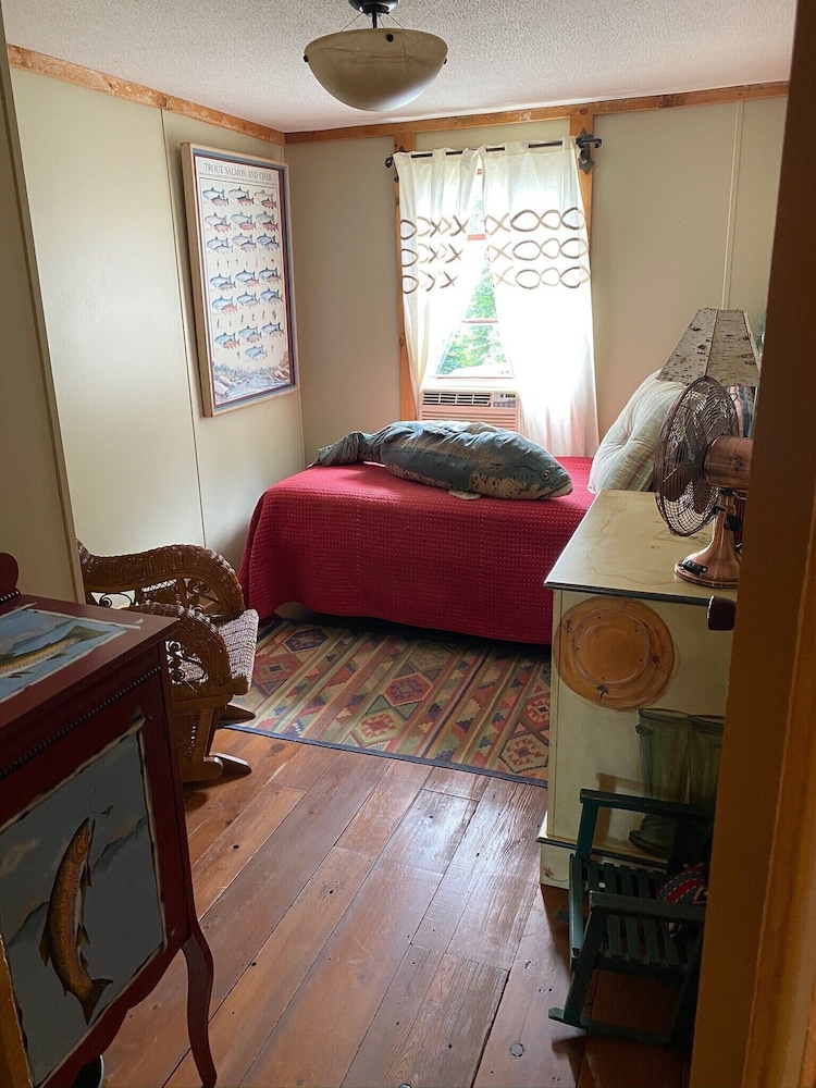 A Delightful And Artfully Decorated 3 Bedroom W Lakefront In Cooperstown - 庫珀斯敦