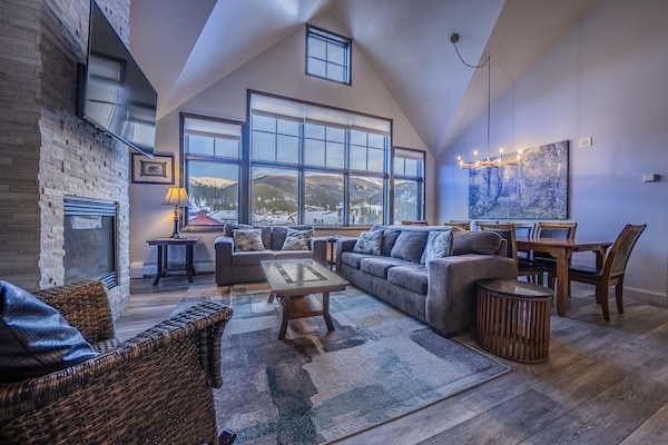 Ski-in\/ski-out Condo Right At The Base. Access To Shared Hot Tub - Winter Park, CO