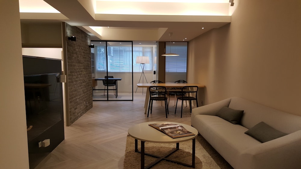 3 Bedrooms And 1 Study And 3 Bathrooms Near Taipei 101 & Mrt - 台北