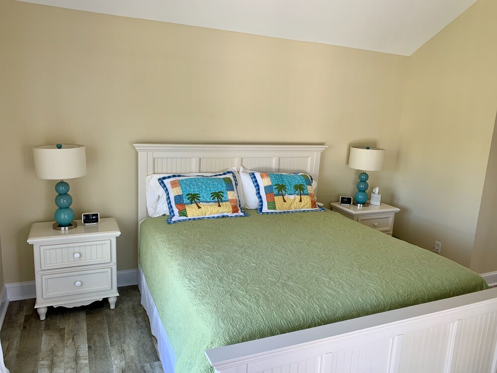 Marsh View Living At Its Best! Amenity Cards Available For Purchase. - Fripp Island, SC