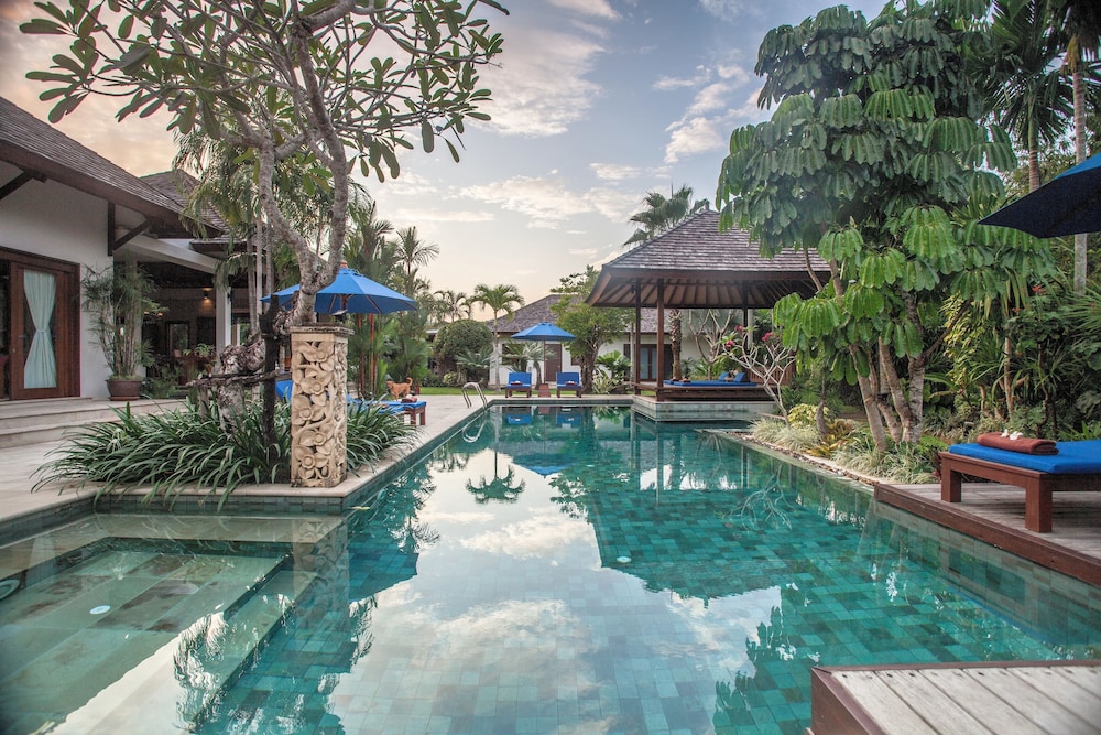 Baan Pinya Balinese Style Aonang Pool Villa - Ao Nang