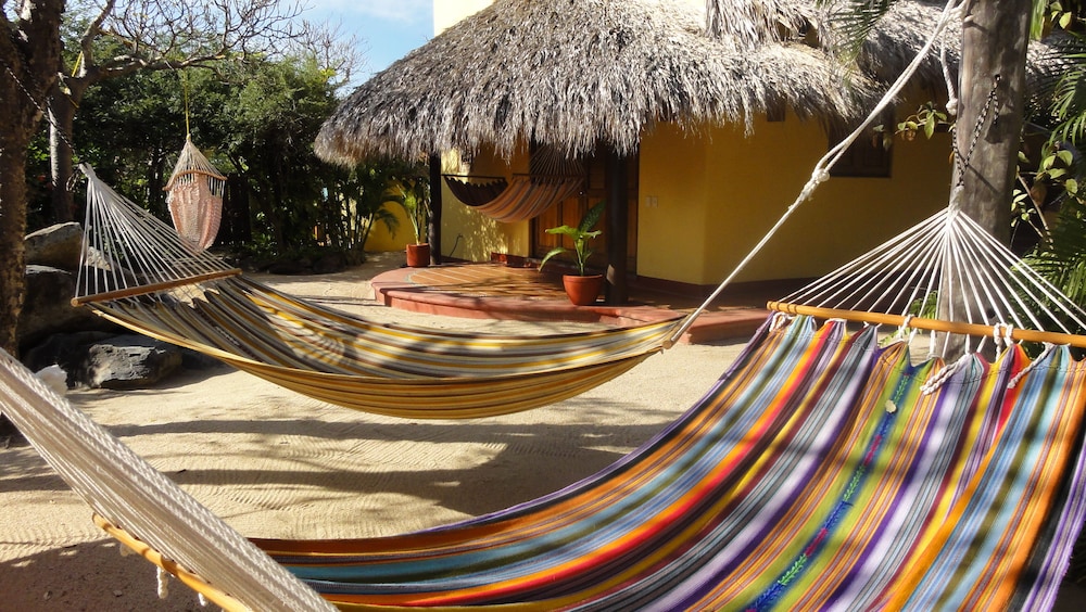 Troncones Point Hostel - Mexico
