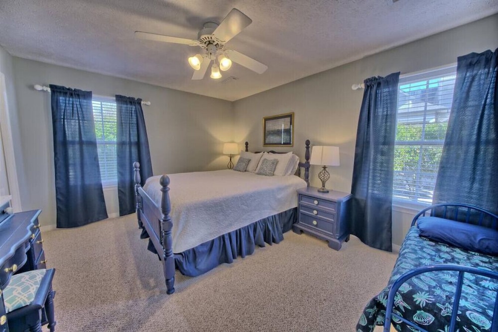Walking Distance To Seaside And The Beach! - Seagrove Beach, FL