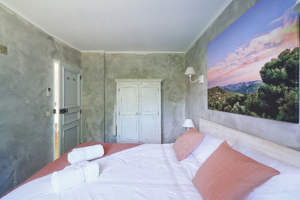 Sunlight Properties - Villa Olea - 5 bedrooms with pool - Peymeinade