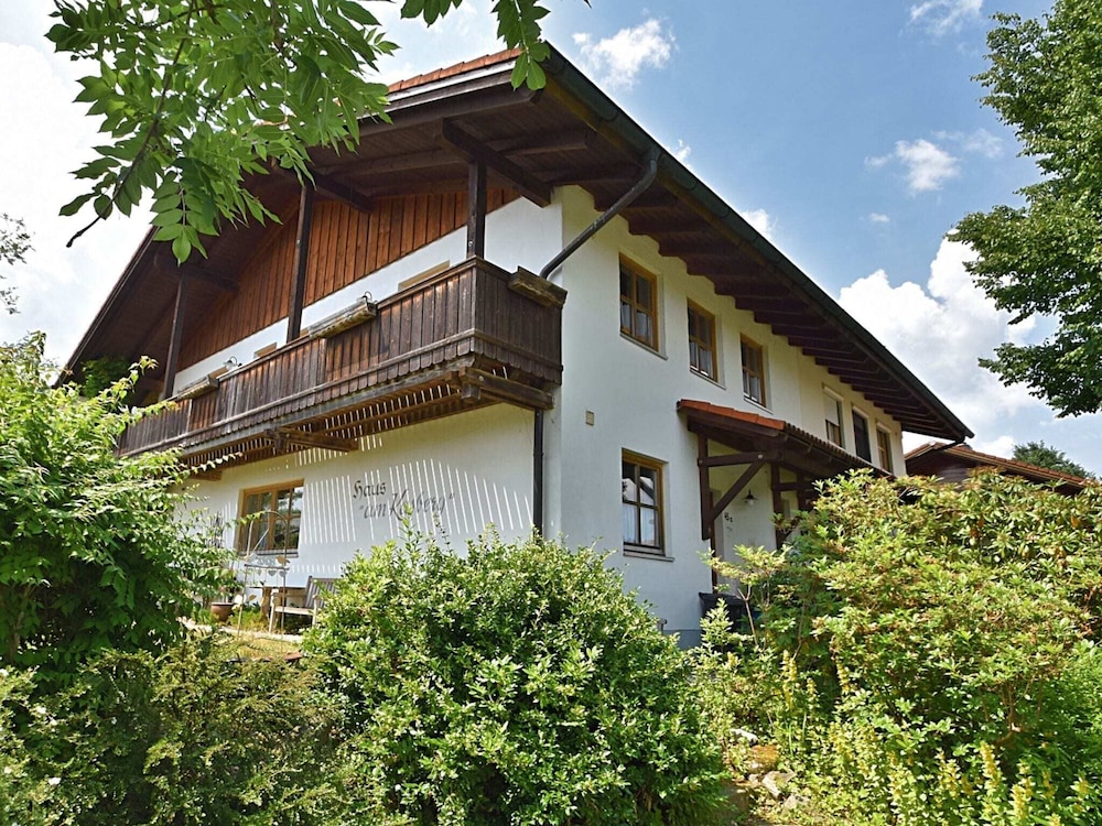 Spacious Holiday Home In Rinchnach With Garden - Rinchnach