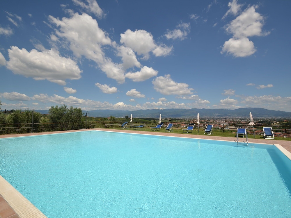 Rustic Farmhouse in San Baronto with Swimming Pool - Tuscany