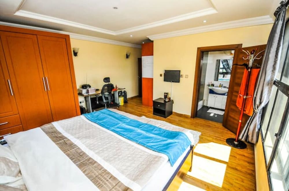 Penthouse 3-bedroom W Pool, Gym & Ocean View - Lagos