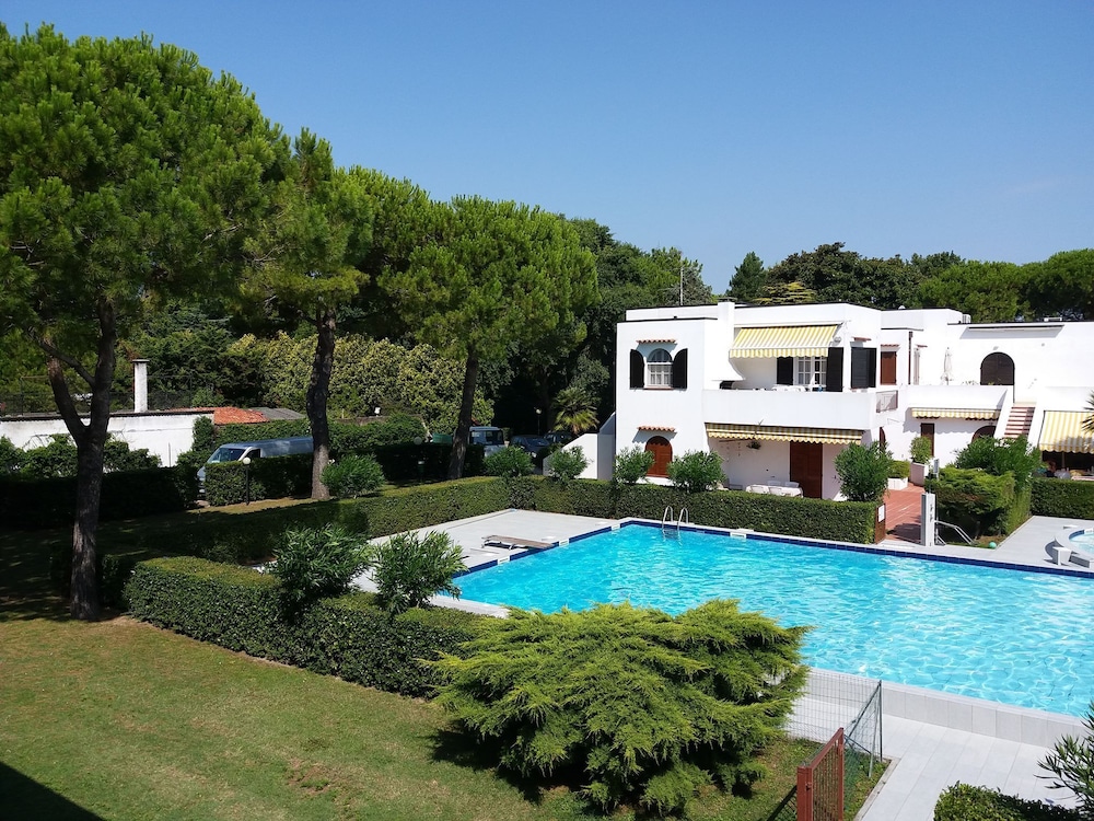 Residece Villa With Swimming Pool In Jesolo Lido - Lido di Jesolo