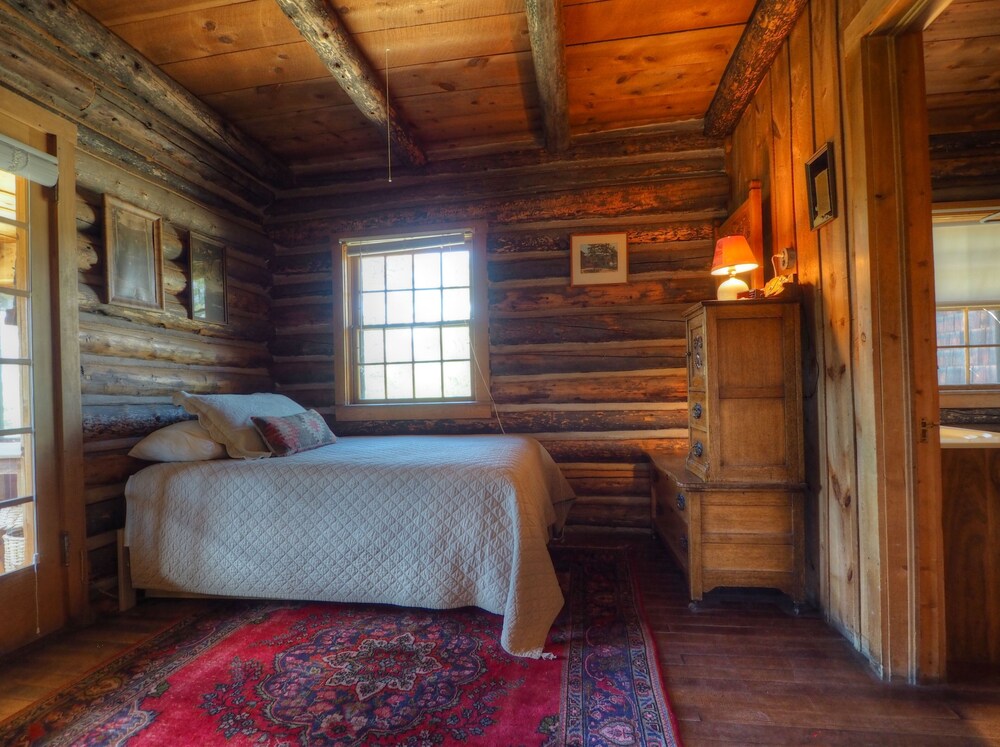 Maccracken Homestead - Historic Cabin Built By 1st Rmnp Park Ranger -- 20-ncd0342 - Colorado