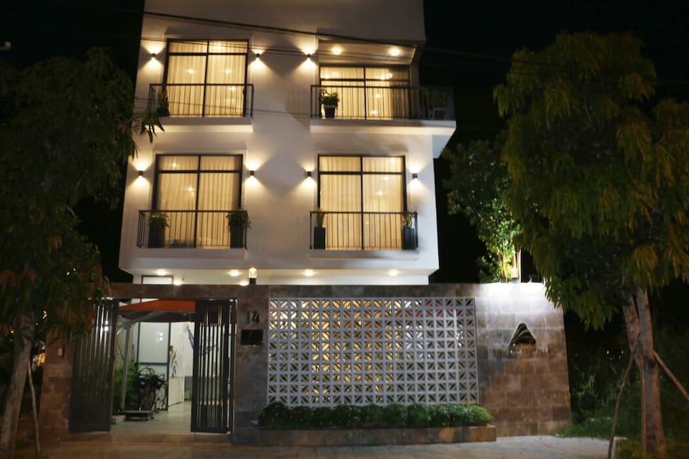 Entire Villa#11bedrooms#rooftoppool#danangbayview - Da Nang