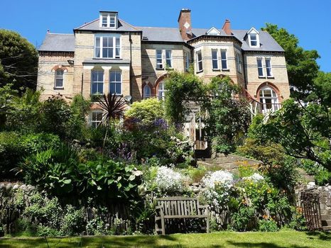 Holiday Apartments and Self Catering cozycozy