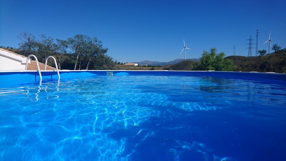 Secluded Large Holiday Home In One Of The Most Picturesque Regions Of Europe. - El Valle