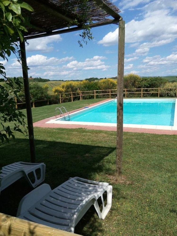 Villa Casale In Biofarm, Pool, No Sharedareas,a/c - Siena