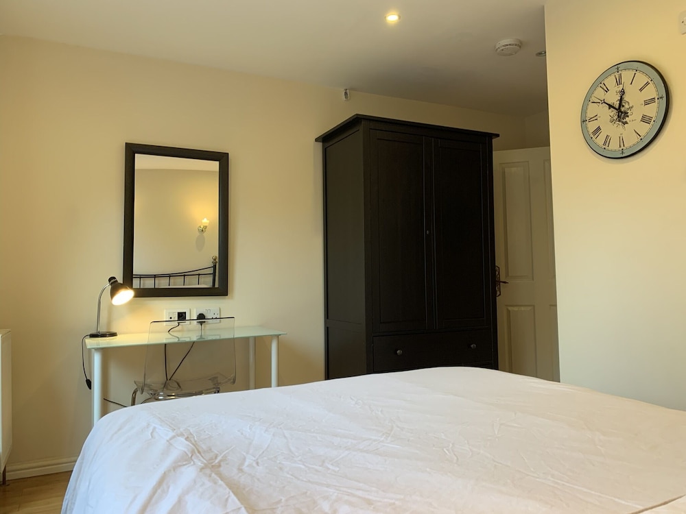 Notting Hill 3-br Townhouse W/ensuite Bathrooms. Ideal For Families. Sleeps 8-10 - Fulham