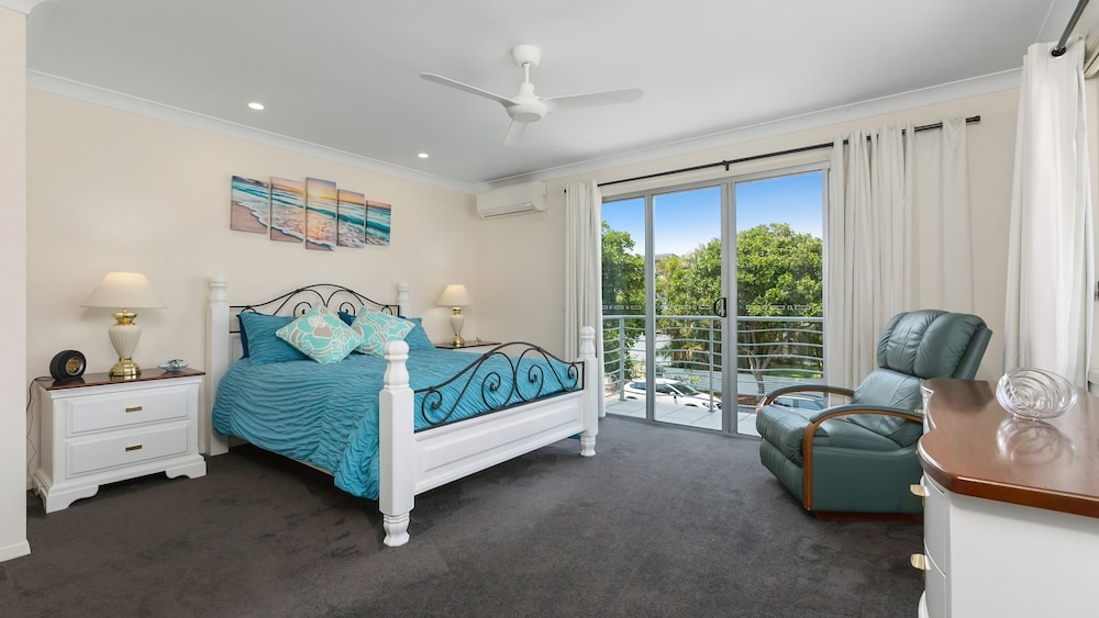 Casuarina Dreaming Townhouse With Pool - Tweed Heads